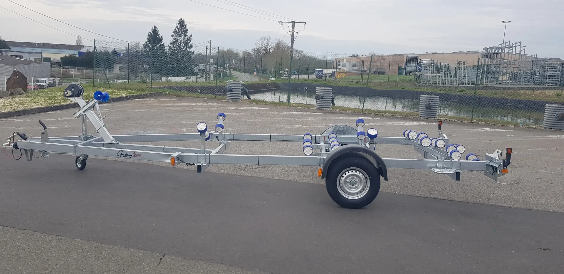 Remolque para puerta de barco Sun way ge13